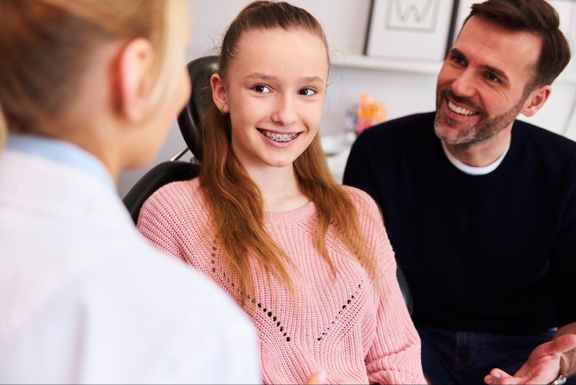 clear braces vs clear aligners